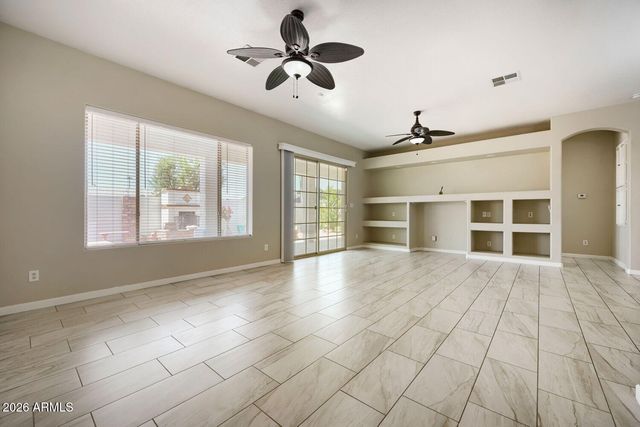 5619 W FRIER Drive, Glendale, AZ 85301