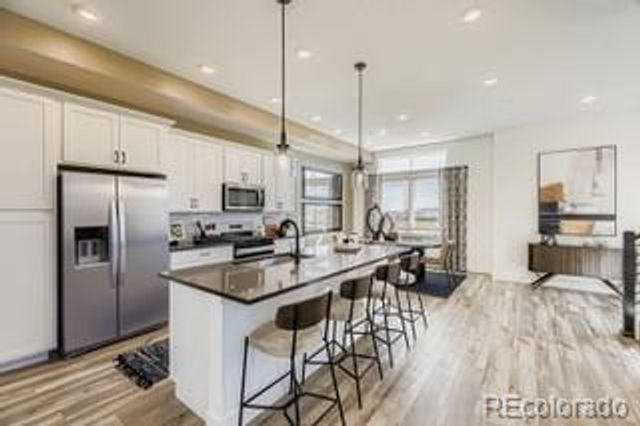 15573 W Washburn Drive, Lakewood, CO 80228