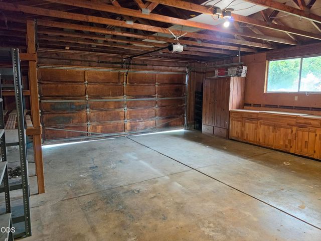 1874 Marys Way, Central Point, OR 97502