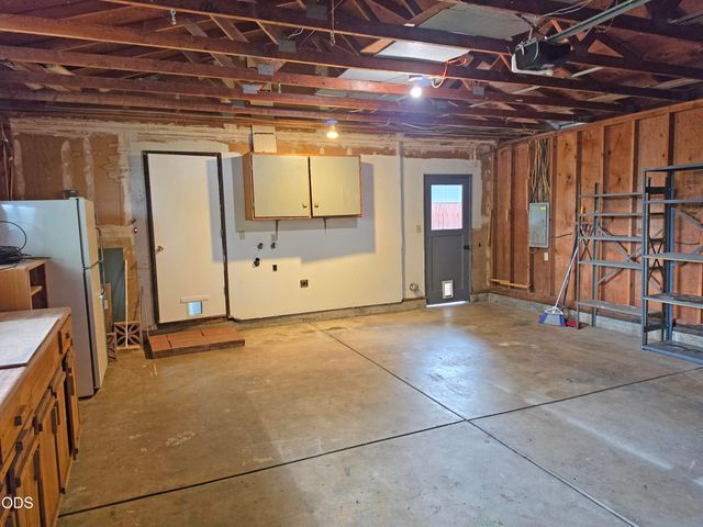1874 Marys Way, Central Point, OR 97502