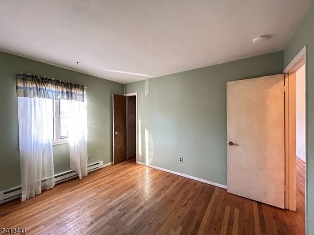 11 Adelphi Trl, Hopatcong Boro, NJ 07843