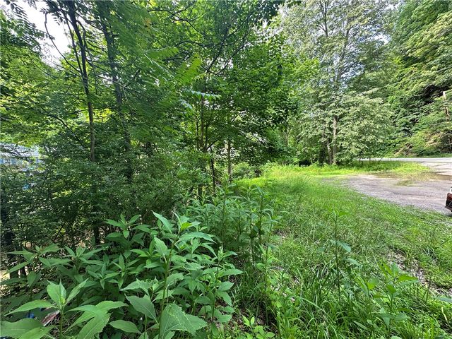 0 Johnson Hollow Rd, Belle Vernon, PA 15438