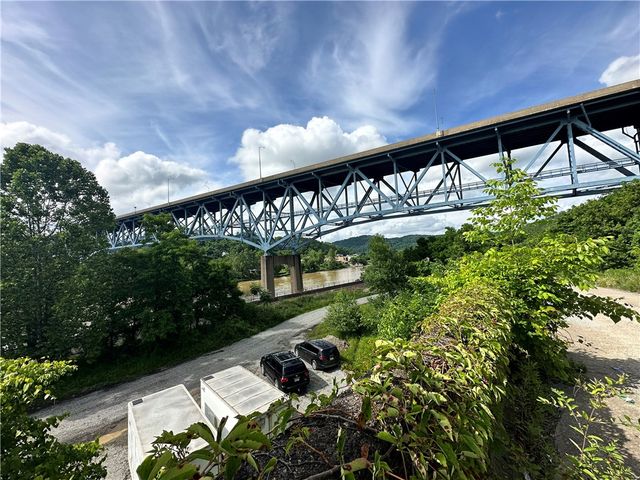 0 Johnson Hollow Rd, Belle Vernon, PA 15438