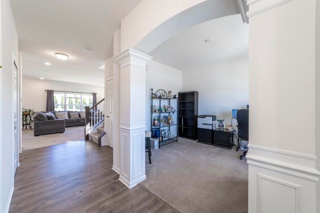 2300 Dowling Street, Valparaiso, IN 46385