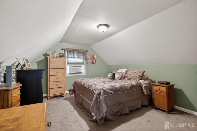 63 Lyons Avenue, Woodbridge Proper, NJ 07095