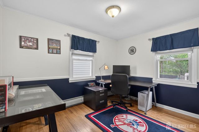 63 Lyons Avenue, Woodbridge Proper, NJ 07095