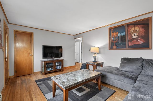 63 Lyons Avenue, Woodbridge Proper, NJ 07095
