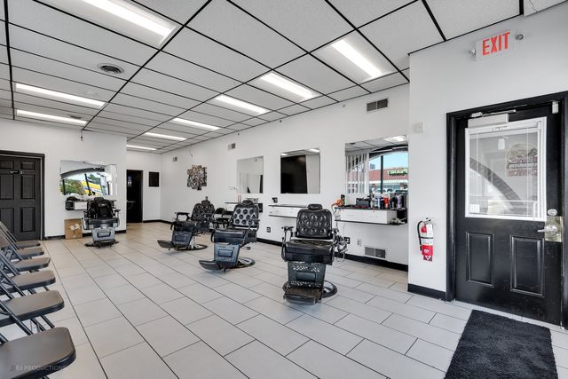 710 W Lincoln Highway, Chicago Heights, IL 60411