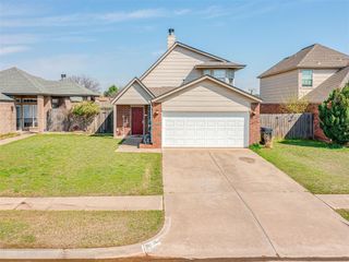 1011 SW 22nd Street, Moore, OK 73170