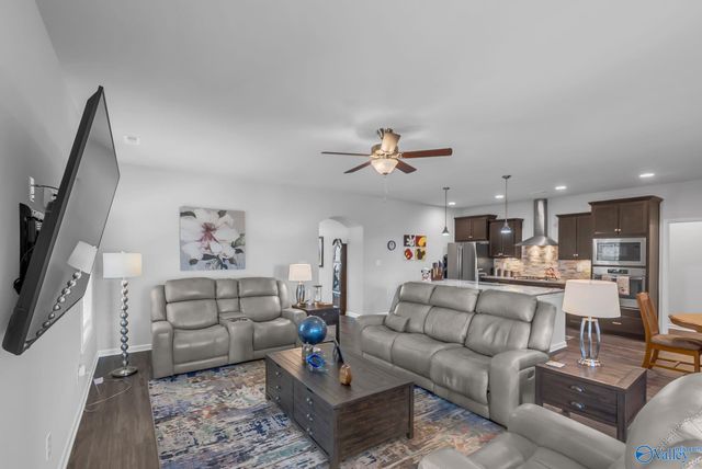 223 Iron Circle, Meridianville, AL 35759