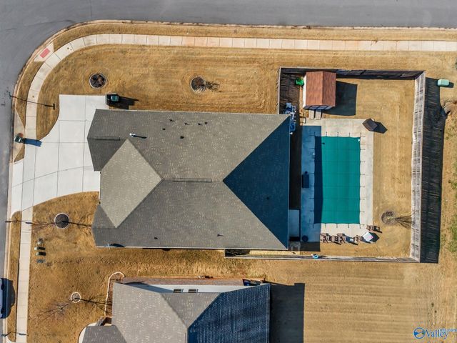 223 Iron Circle, Meridianville, AL 35759