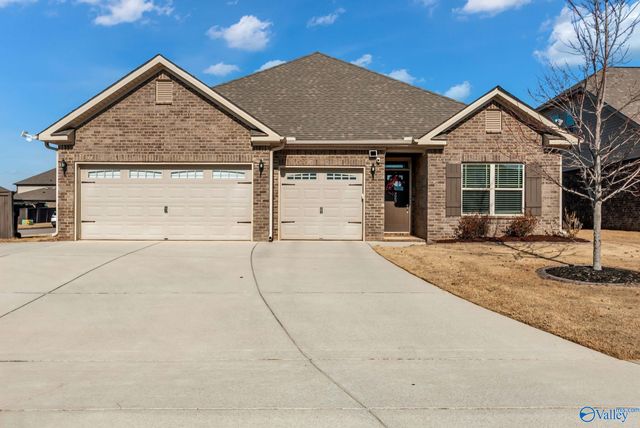 223 Iron Circle, Meridianville, AL 35759