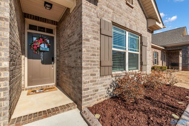 223 Iron Circle, Meridianville, AL 35759