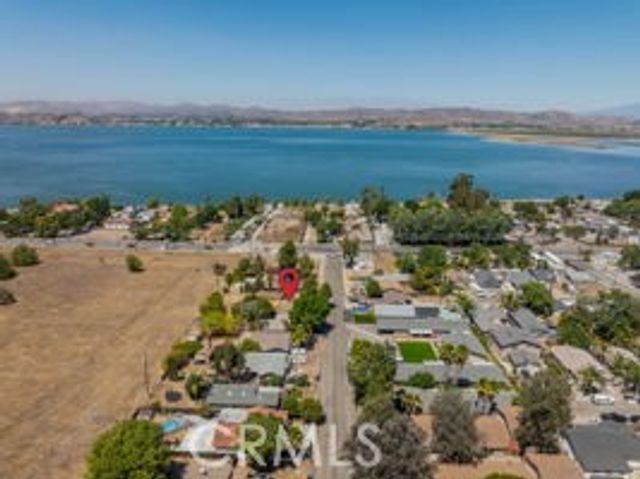 33051 Adelfa, Lake Elsinore, CA 92530