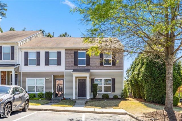 100 Stratford Lakes Drive 384, Durham, NC 27713