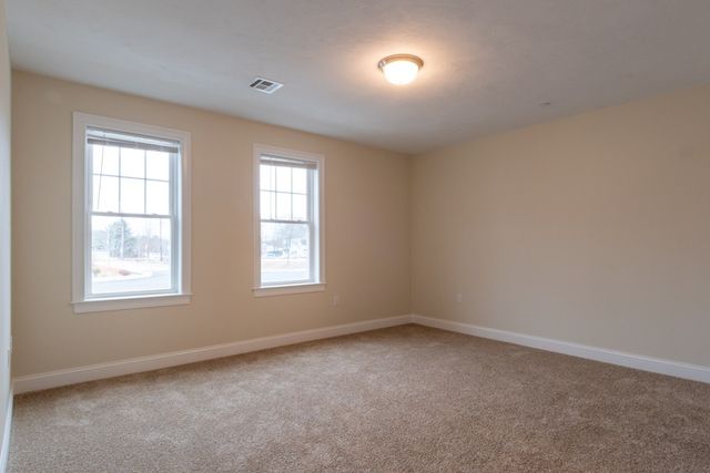 80 North Meadows Road 102, Medfield, MA 02052