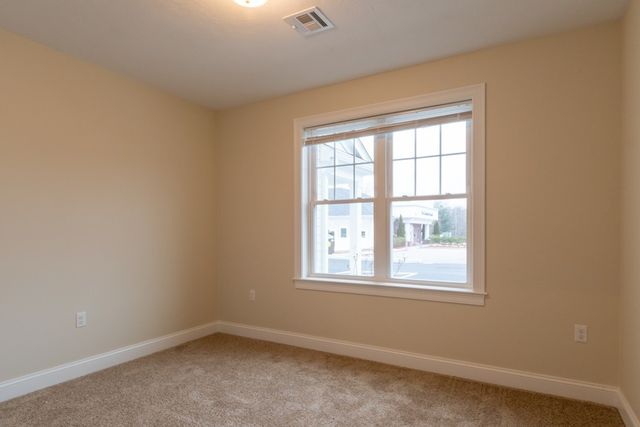 80 North Meadows Road 102, Medfield, MA 02052