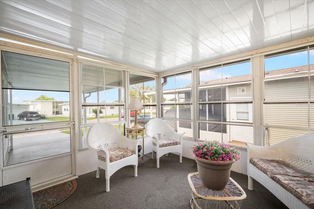 35045 CYNTHIA AVENUE, Zephyrhills, FL 33541