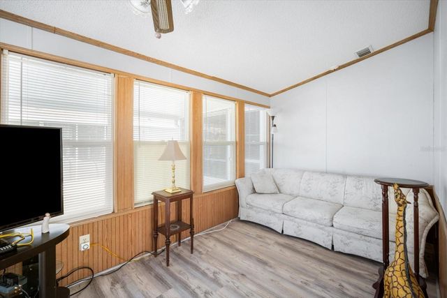 35045 CYNTHIA AVENUE, Zephyrhills, FL 33541