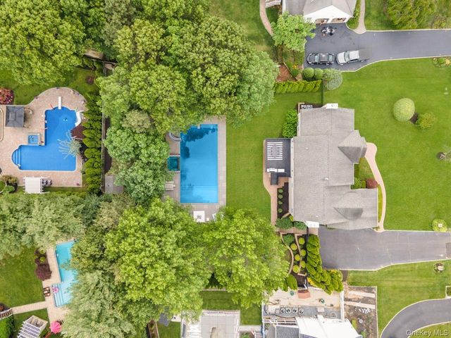 9 Homecoming Place, East Setauket, NY 11733