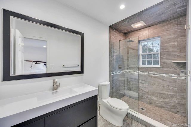 9 Homecoming Place, East Setauket, NY 11733