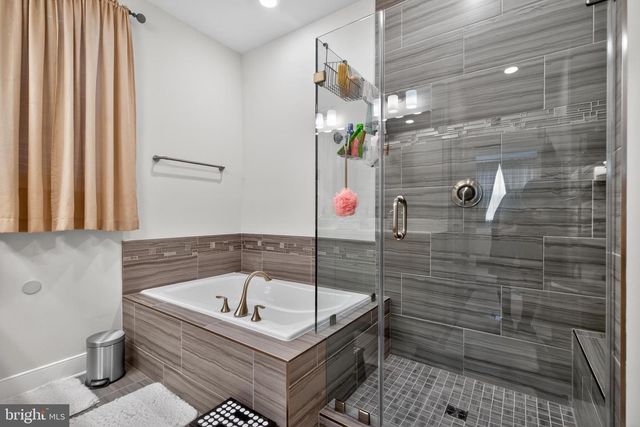 12135 AMERICAN CHESTNUT RD, Bowie, MD 20720