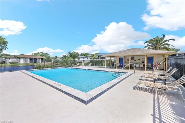 151 Cypress WAY E # C103, Naples, FL 34110