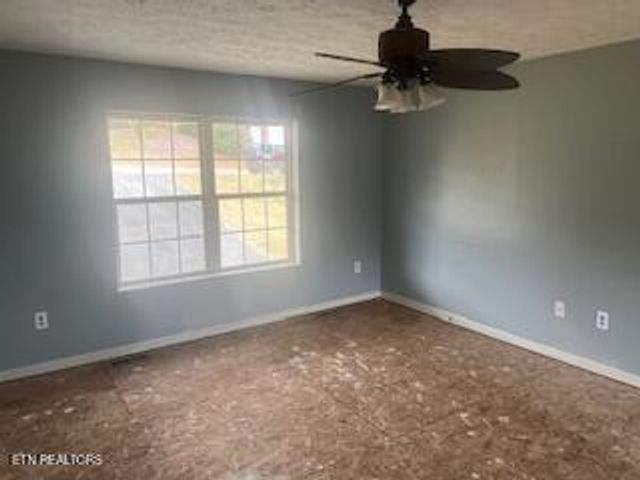 1465 Jasmine Trail Tr, Sevierville, TN 37862