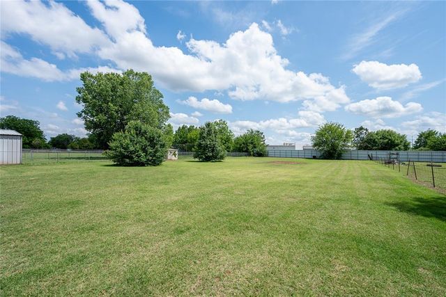616 NW 34th Street, Newcastle, OK 73065