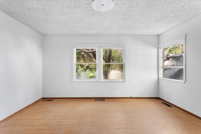 2702 Dana St, Berkeley, CA 94705