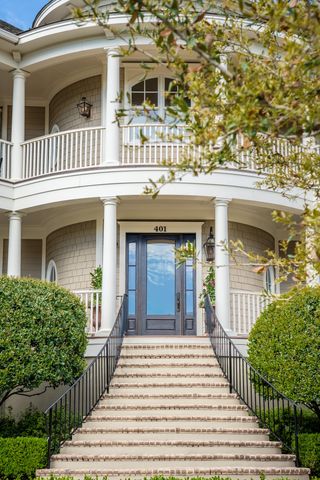 401 Creek Landing Street, Daniel Island, SC 29492