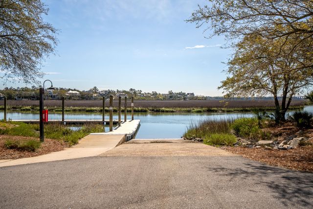 401 Creek Landing Street, Daniel Island, SC 29492