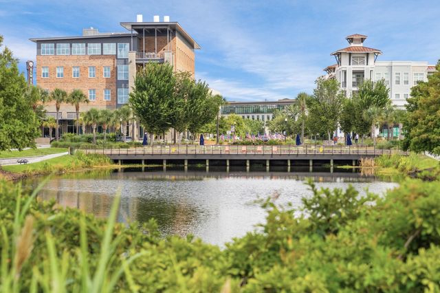 401 Creek Landing Street, Daniel Island, SC 29492