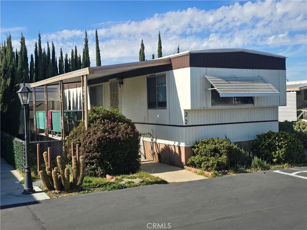 8655 Santa Fe East 22, Hesperia, CA 92345