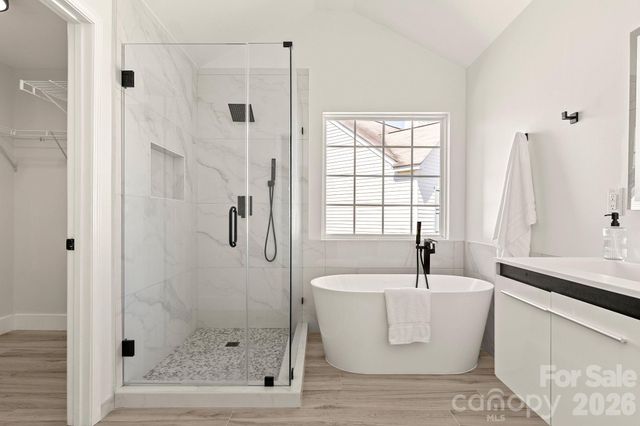 1153 Delander Lane, Charlotte, NC 28214