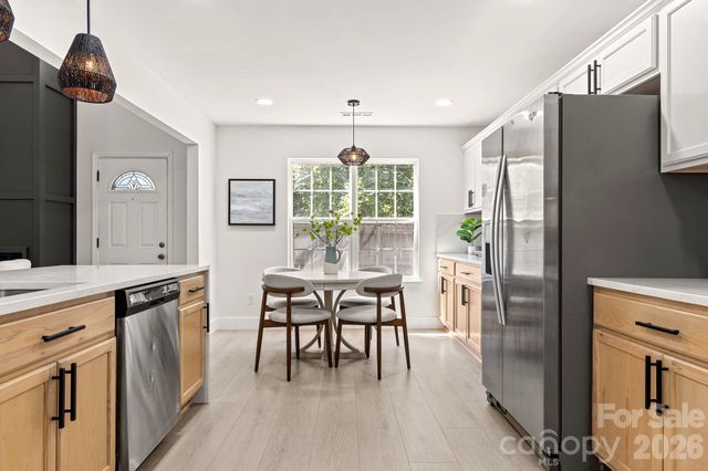 1153 Delander Lane, Charlotte, NC 28214