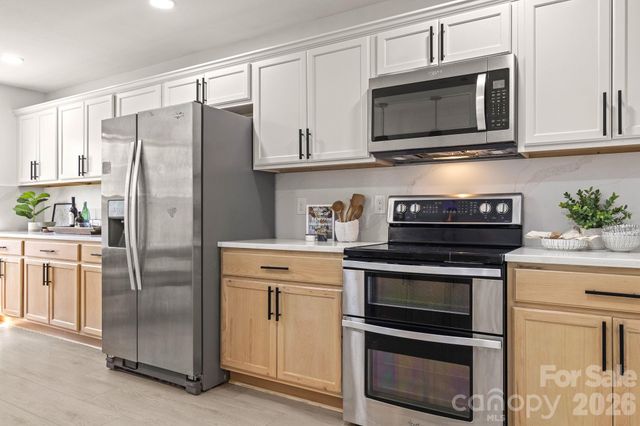1153 Delander Lane, Charlotte, NC 28214