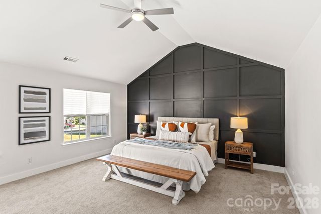 1153 Delander Lane, Charlotte, NC 28214