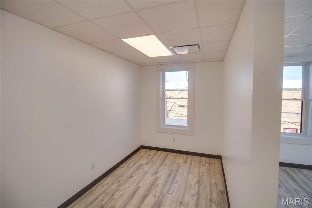 Image 24 of property listing at 107 N State Street, Jerseyville, IL 62052