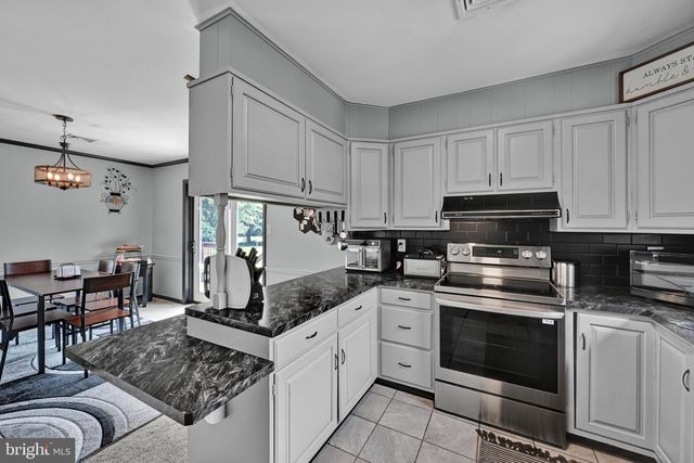 122 OLD MILL RD, Ephrata, PA 17522