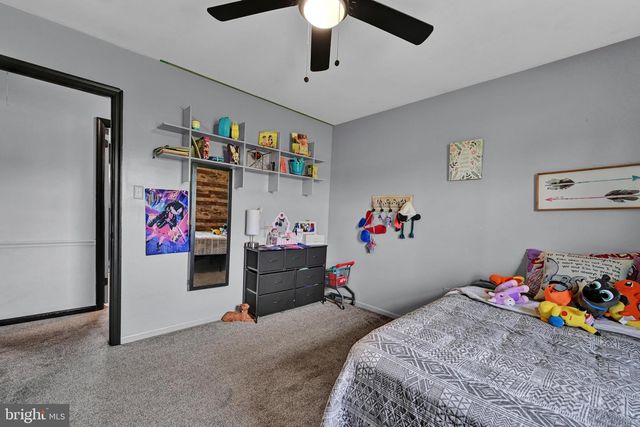 122 OLD MILL RD, Ephrata, PA 17522