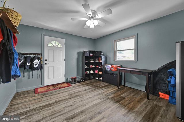 122 OLD MILL RD, Ephrata, PA 17522