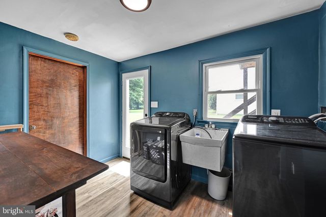 122 OLD MILL RD, Ephrata, PA 17522