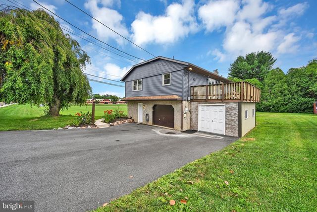 122 OLD MILL RD, Ephrata, PA 17522