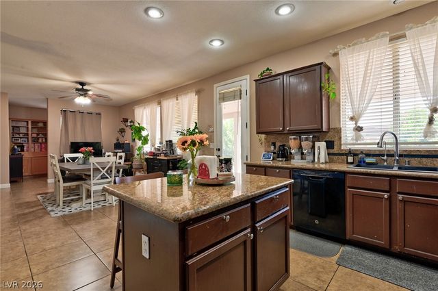 4925 Whisper Lake Avenue, Las Vegas, NV 89131