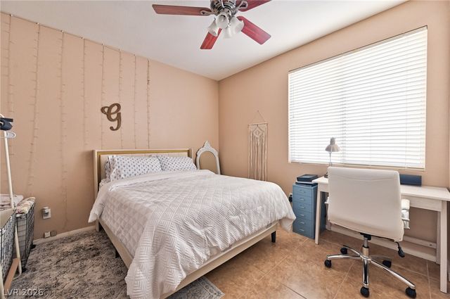 4925 Whisper Lake Avenue, Las Vegas, NV 89131