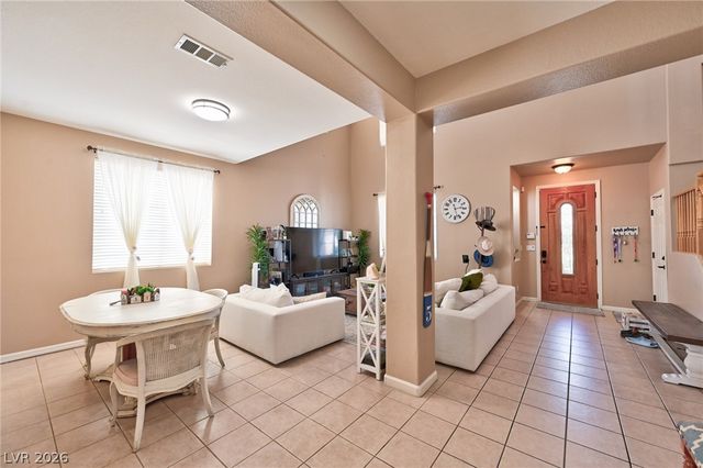 4925 Whisper Lake Avenue, Las Vegas, NV 89131