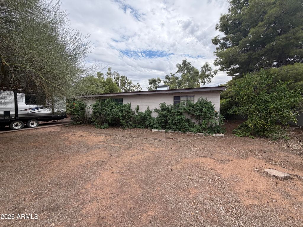 4713 E DEVONSHIRE Avenue, Phoenix, AZ 85018 — exterior