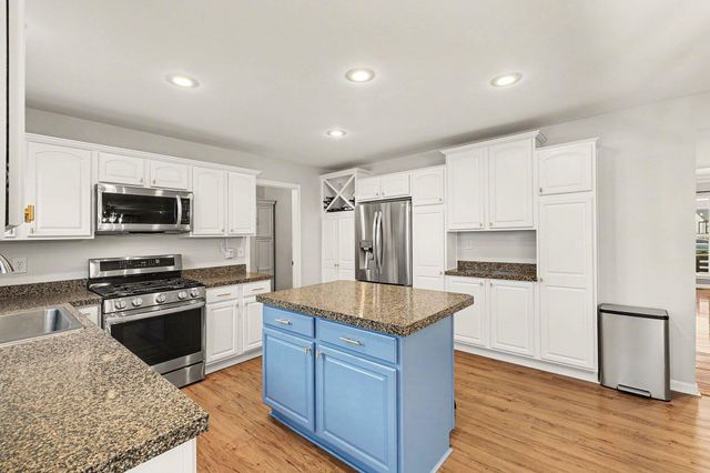 2503 Firethorne Court, Hebron, KY 41048