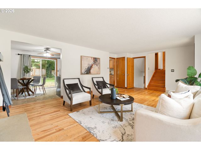 15116 Se GLADSTONE Dr, Portland, OR 97236